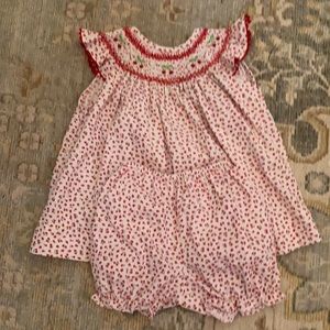 Carriage boutique smocked set